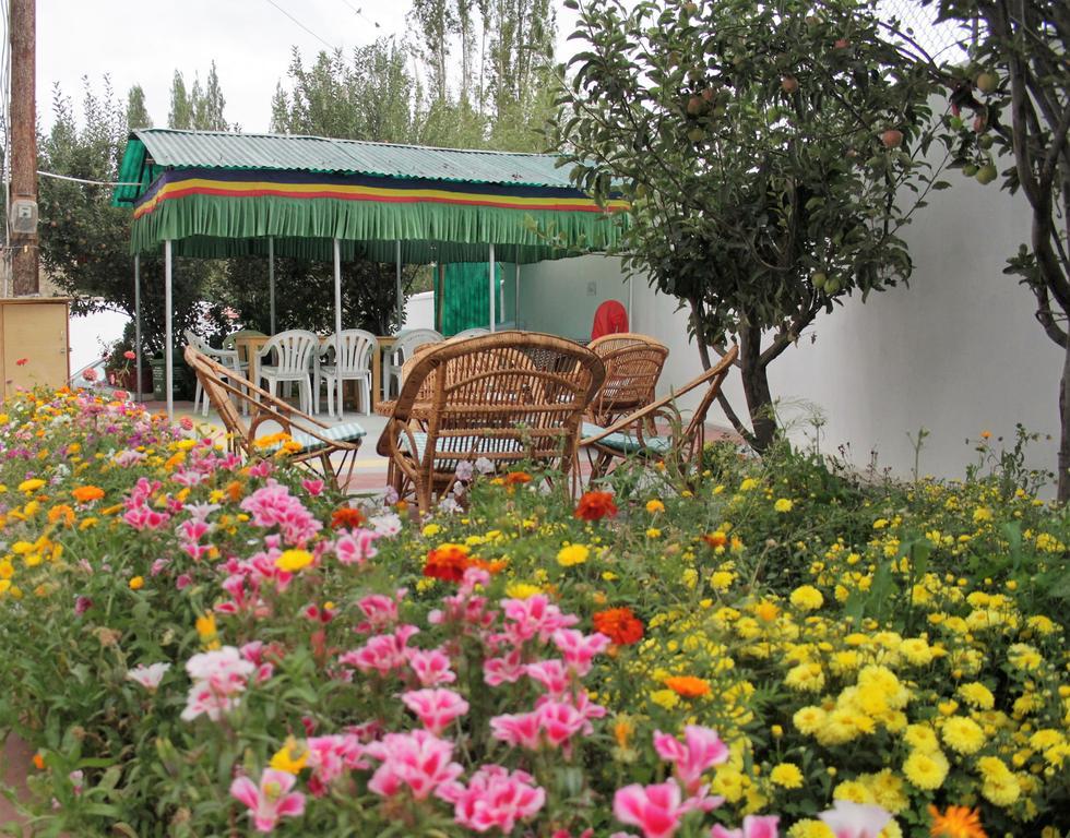 Ashoka Ladakh Hotell Leh Eksteriør bilde